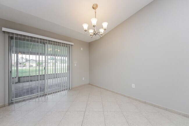 Building Photo - 850 Blanc Ct