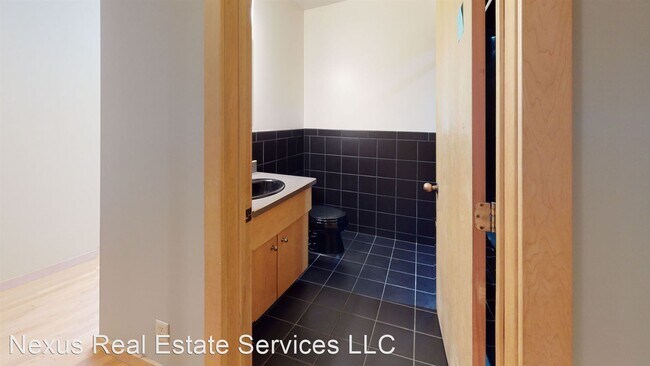 Building Photo - 2 br, 2 bath House - 150 3rd Street S #150