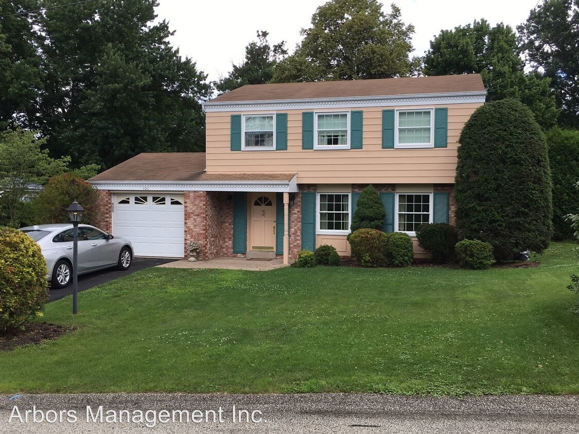 Primary Photo - 3 br, 2 bath House - 101 Henry Hudson Drive