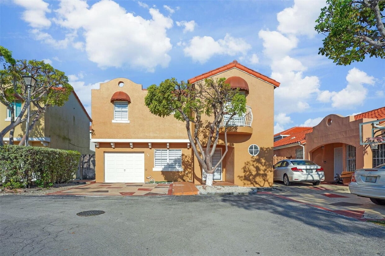 Foto principal - 46 NW 85th Ct