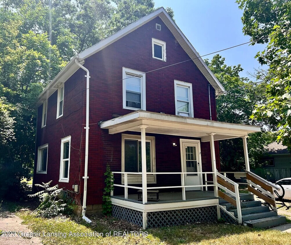 826 Larned St, Lansing, MI 48912 Apartments in Lansing, MI