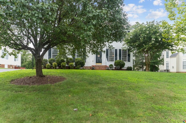 Building Photo - 5525 Barnsley Terrace