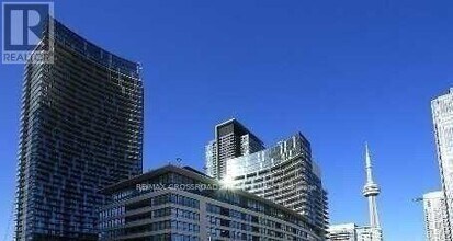 Building Photo - 38 Fort York Blvd