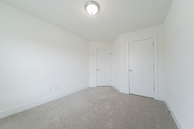 Building Photo - 740 LAMINA DRIVE