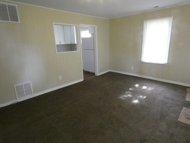 Building Photo - 409 Barron Blvd