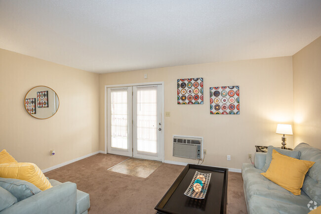 1BA, 1BR - 513 SF - Tiger Village