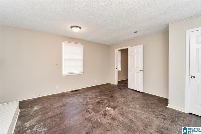 Building Photo - 224 Poplar Trail