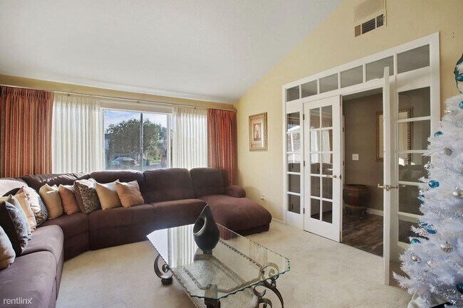 Foto del edificio - 3 br, 2 bath House - 1751 Chaparral Way