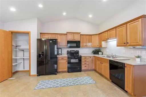 Foto del edificio - 3440 Stoneview Cir SW