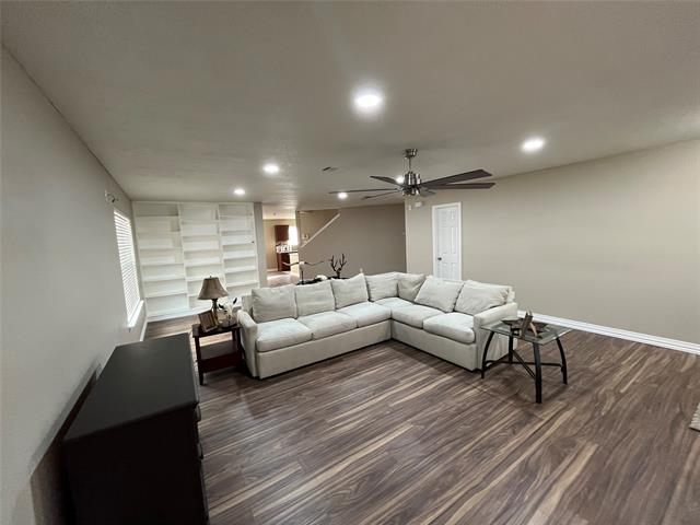 Building Photo - 6205 Winnebago Ct