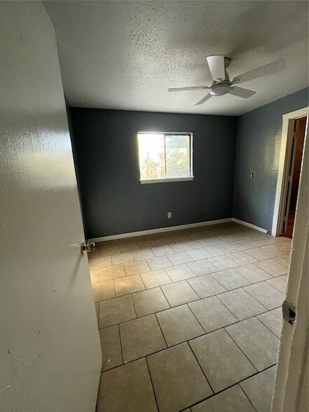 Foto del edificio - 4716 Dorsey St