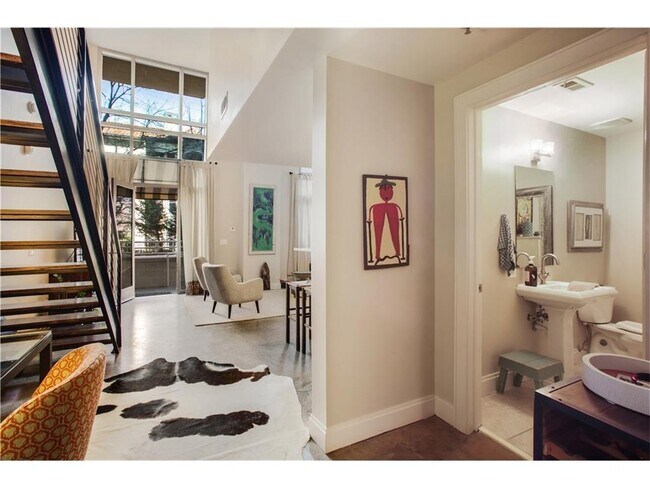 Foto del edificio - 905 Juniper St NE