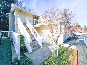 Building Photo - 2630 118th Ave SE
