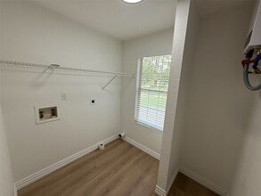 Building Photo - 24010 Perkins Rd