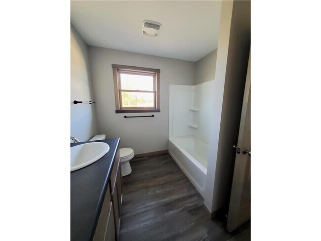 Foto del edificio - 685 Heritage Ln