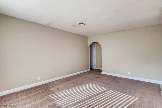 Foto del edificio - 1806 N Decatur Blvd
