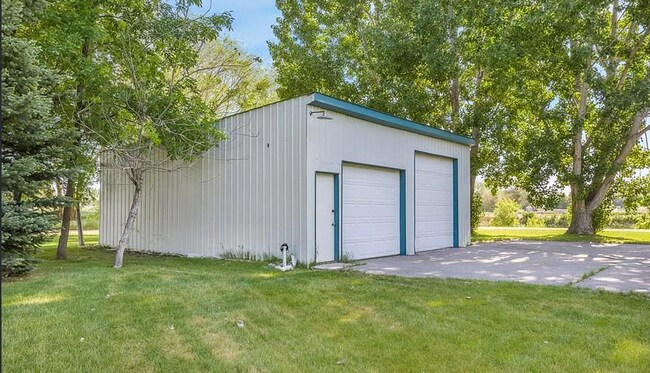Foto del edificio - 4 Bed 3 Bath home and shop in Rigby