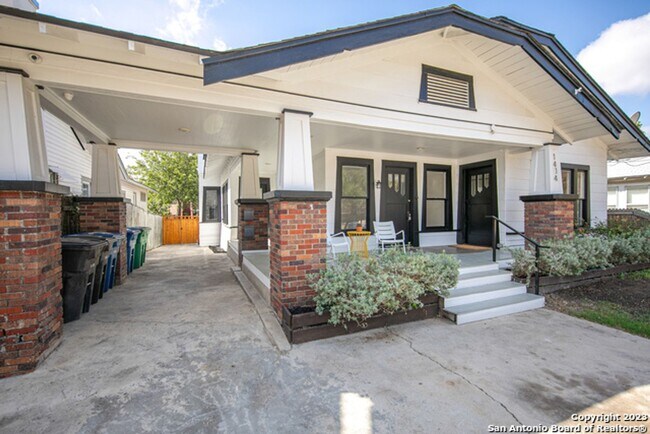 Building Photo - RENOVATED HISTORIC CRAFTSMAN W/ GUEST HOUSE
