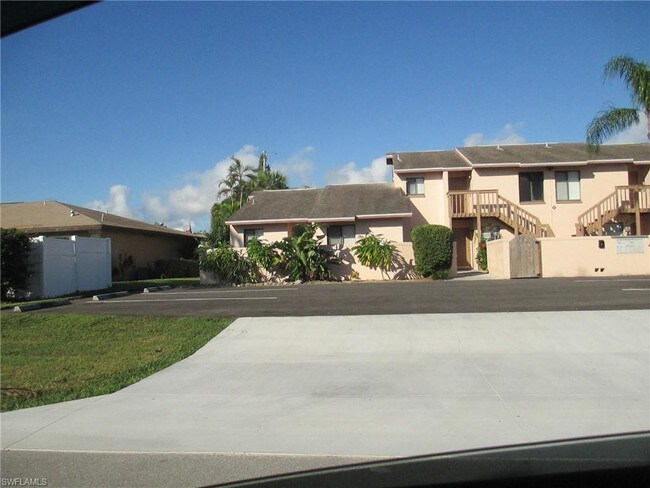 Foto del edificio - 4616 SE 6th Ave