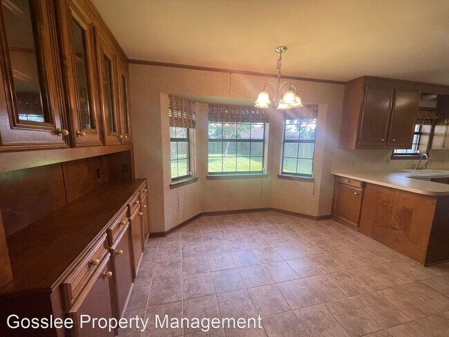 Building Photo - 3 br, 2 bath House - 608 Sophia Lane