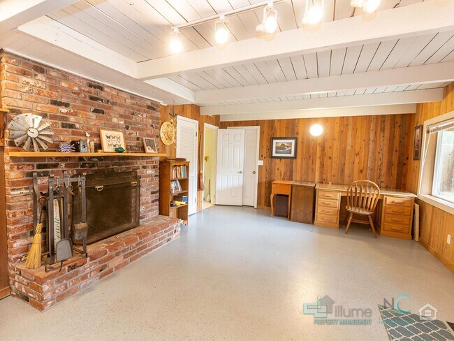 Foto del edificio - Comfortable Gearhart Home Near Beach