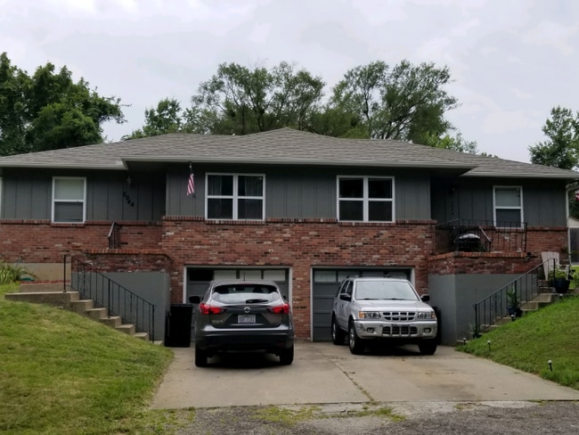 Building Photo - 2944 N 71 St