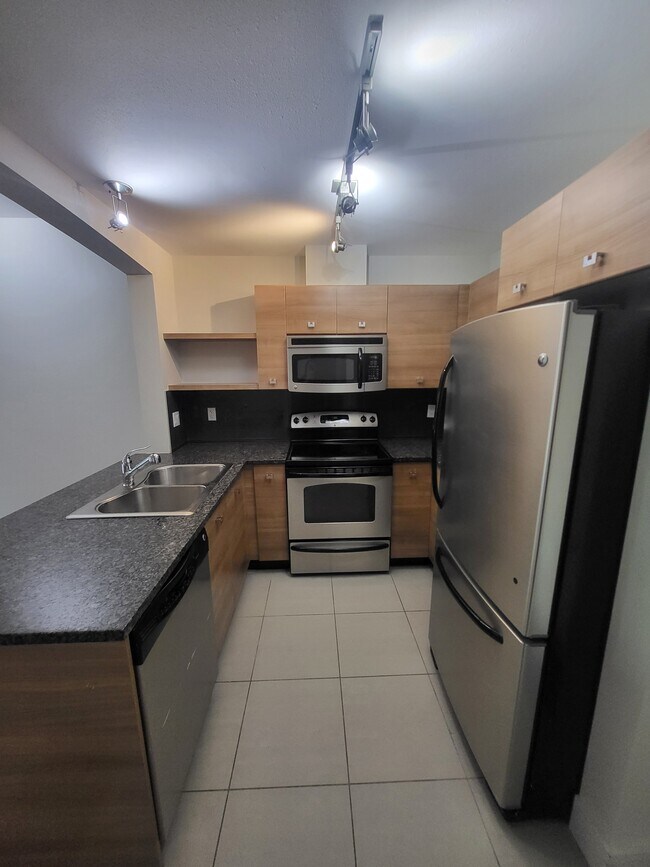 Photo du bâtiment - 6628 120 St