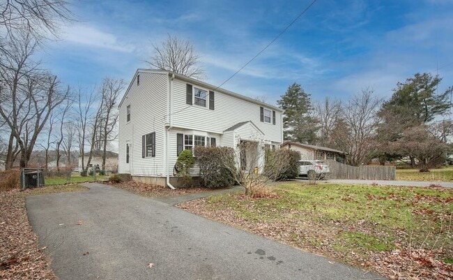 Photo - 70-72 Sunnyslope Ave House