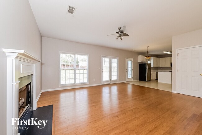 Foto del edificio - 806 Chelsea Wood Ct