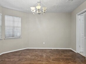 Building Photo - 22511 Braken Manor Ln