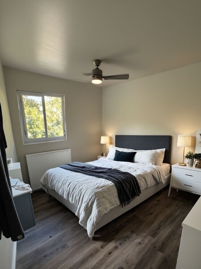 Building Photo - Large 3 Bedroom 3 Bathroom Condo for Rent