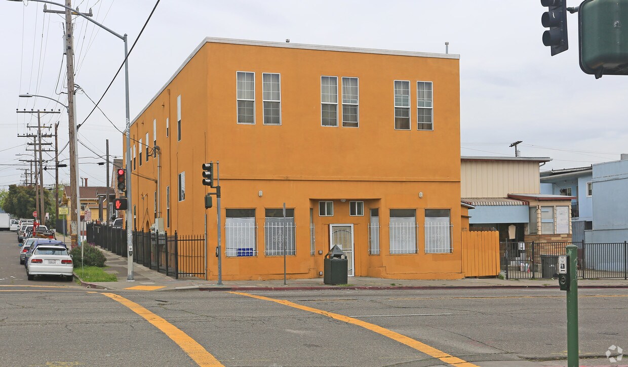 Primary Photo - 1408 21st Ave