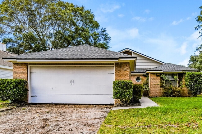 Building Photo - 4357 Lake Woodbourne Dr S