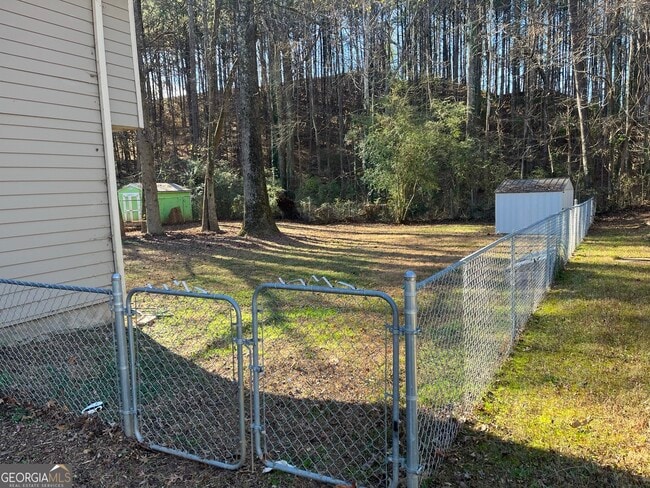 Foto del edificio - 2561 Lewfield Cir SE