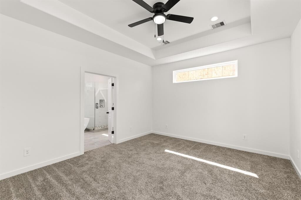 Building Photo - 4705 Idaho St