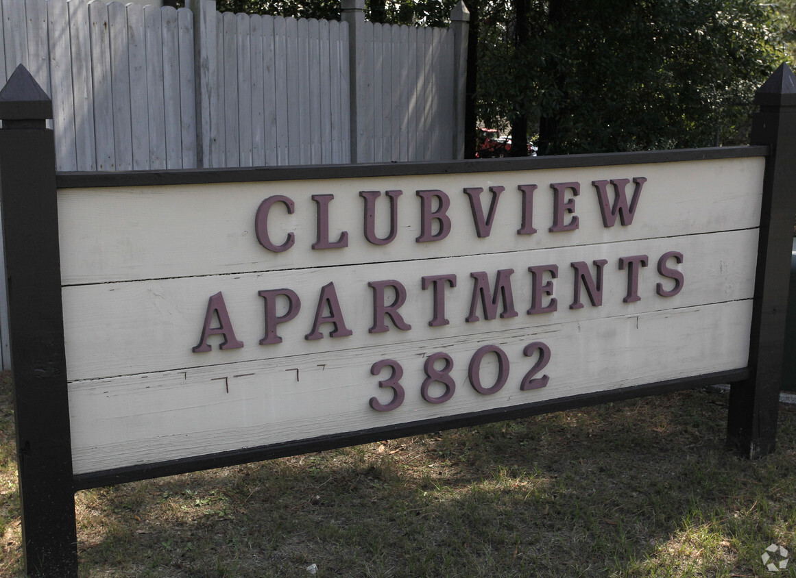 Building Photo - Clubview Apartments