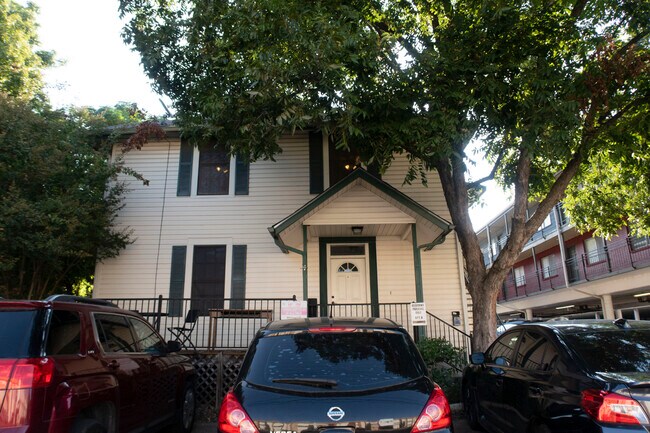 Building Photo - 2811 Salado St