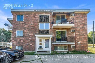Building Photo - 18809 Bella Dr