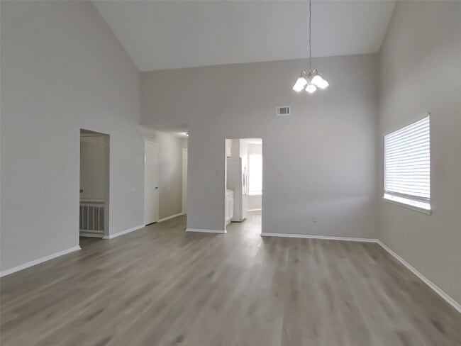 Building Photo - 11118 Nepau Dr