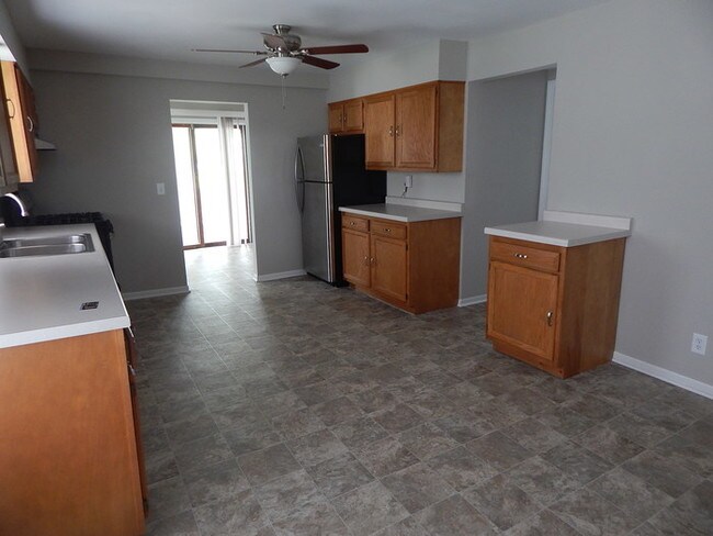 Building Photo - Great 3 bedroom home!