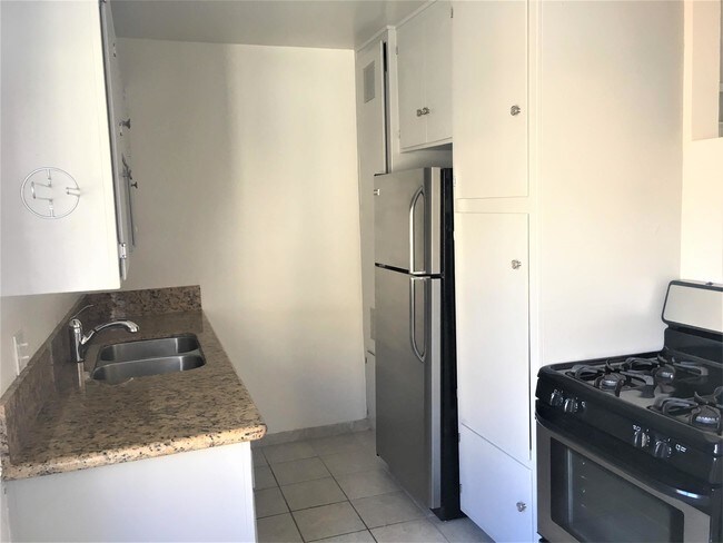 Foto del edificio - 1536 Moorland Dr