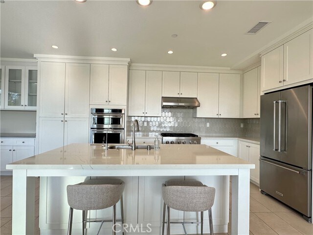 Building Photo - 135 Oceano