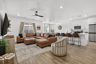 Building Photo - 1751 Ripple Rock Dr