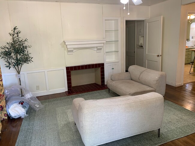Foto del edificio - 2321 21st St