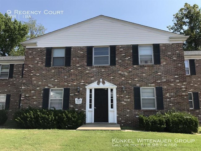 Building Photo - 9-16 Regency Ct