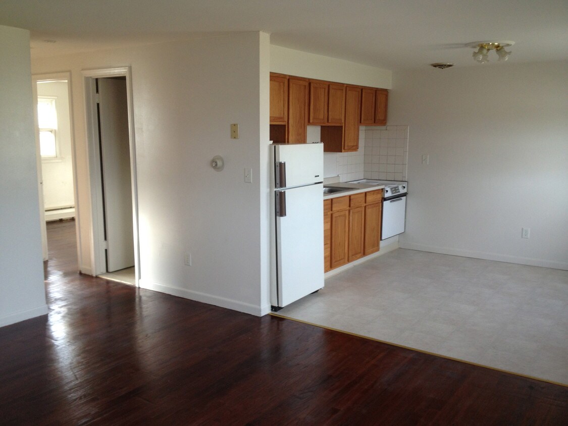 5058 Bear Rd, Syracuse, NY 13212 Apartments in Syracuse, NY