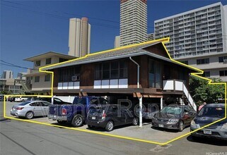 Building Photo - 720 Mahiai St