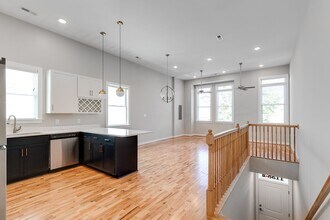 Building Photo - 1127 N 29th St