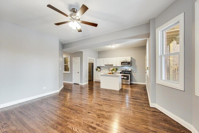 Foto del edificio - 4621 N Broadway