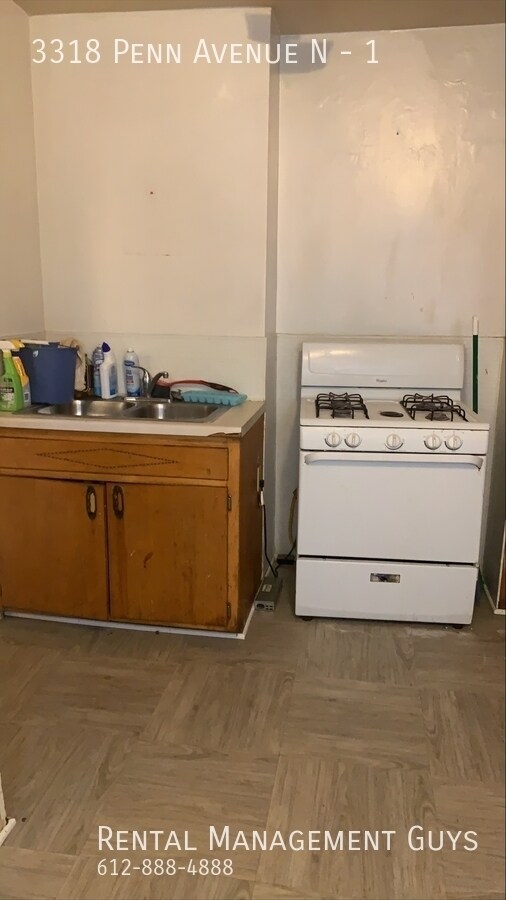 Foto del edificio - Safe and Secure Large One Bedroom + Office...